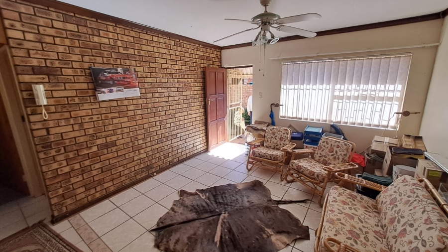 2 Bedroom Property for Sale in Uitsig Free State